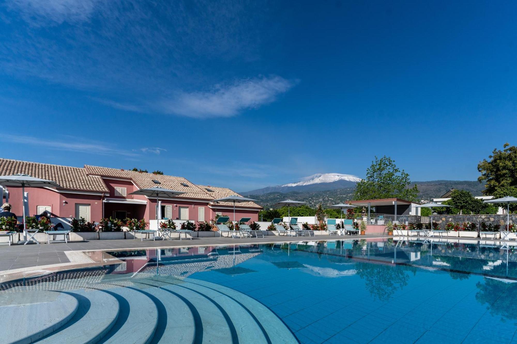 Dipladenia Garden Country Resort Маскали Экстерьер фото